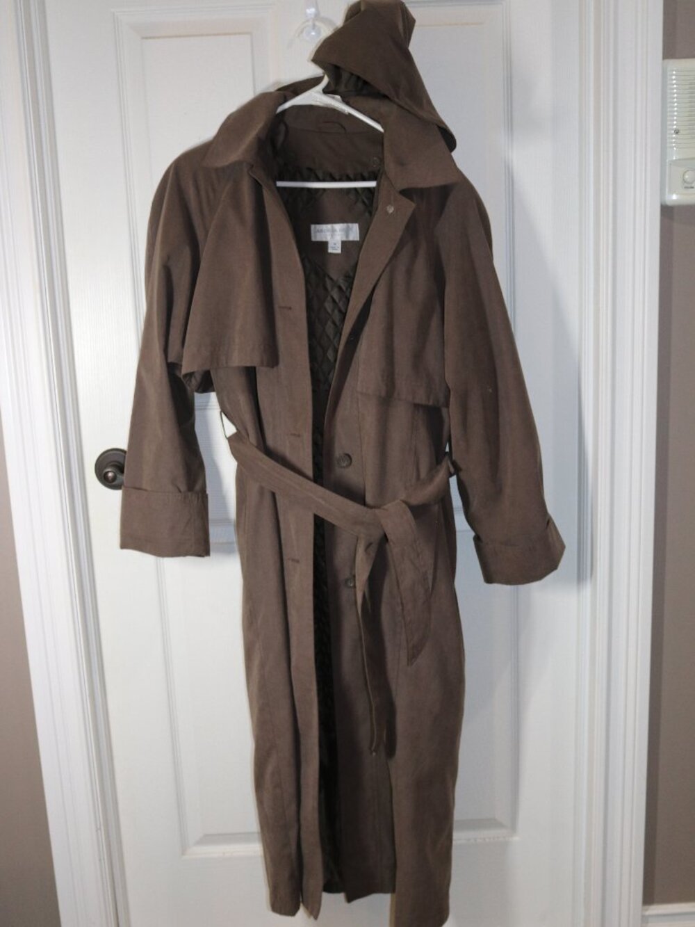 Andrea Brem New York brown lined hooded, belted trench coat. Size 12.